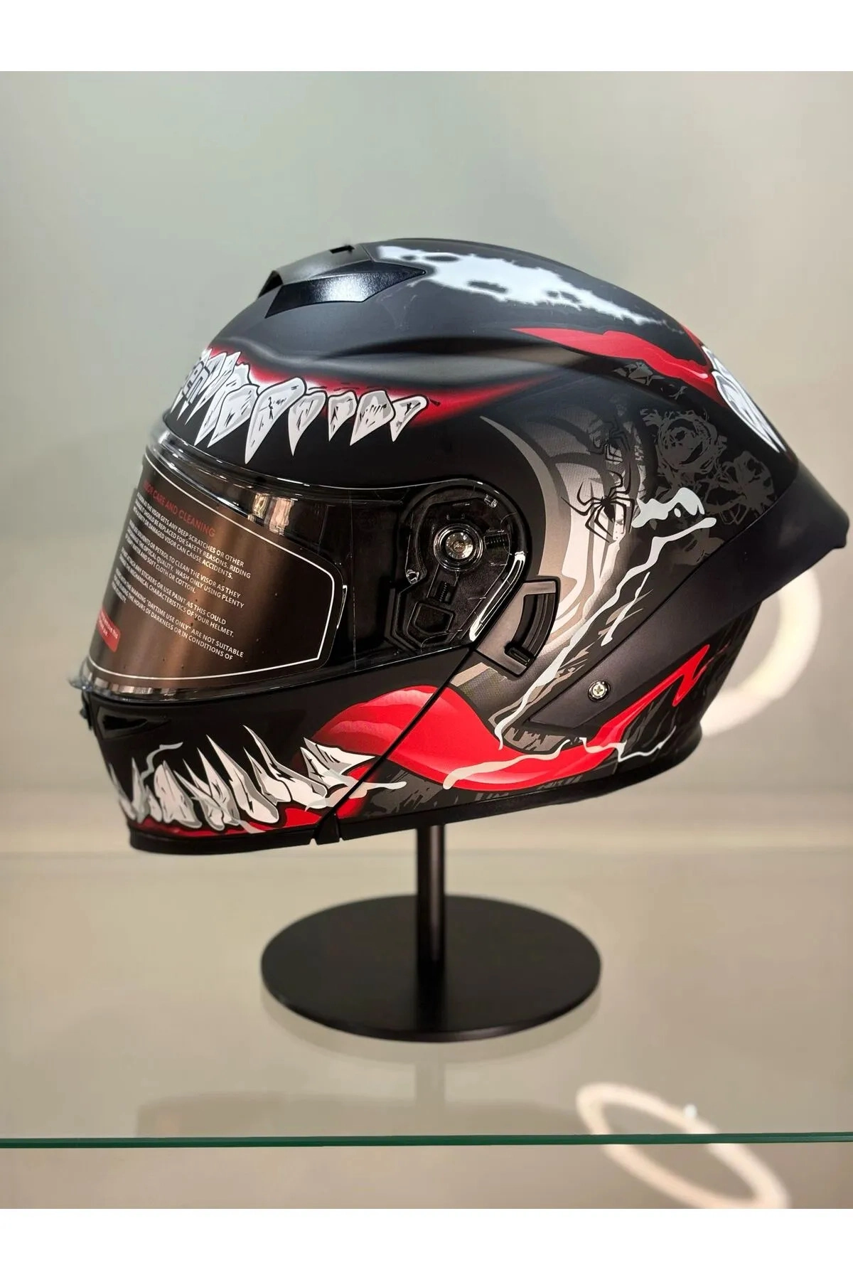 resimler/genel/Ws-202 Güneş Gözlüklü Çene Açılır Kask Åeffaf Vizörlü H1