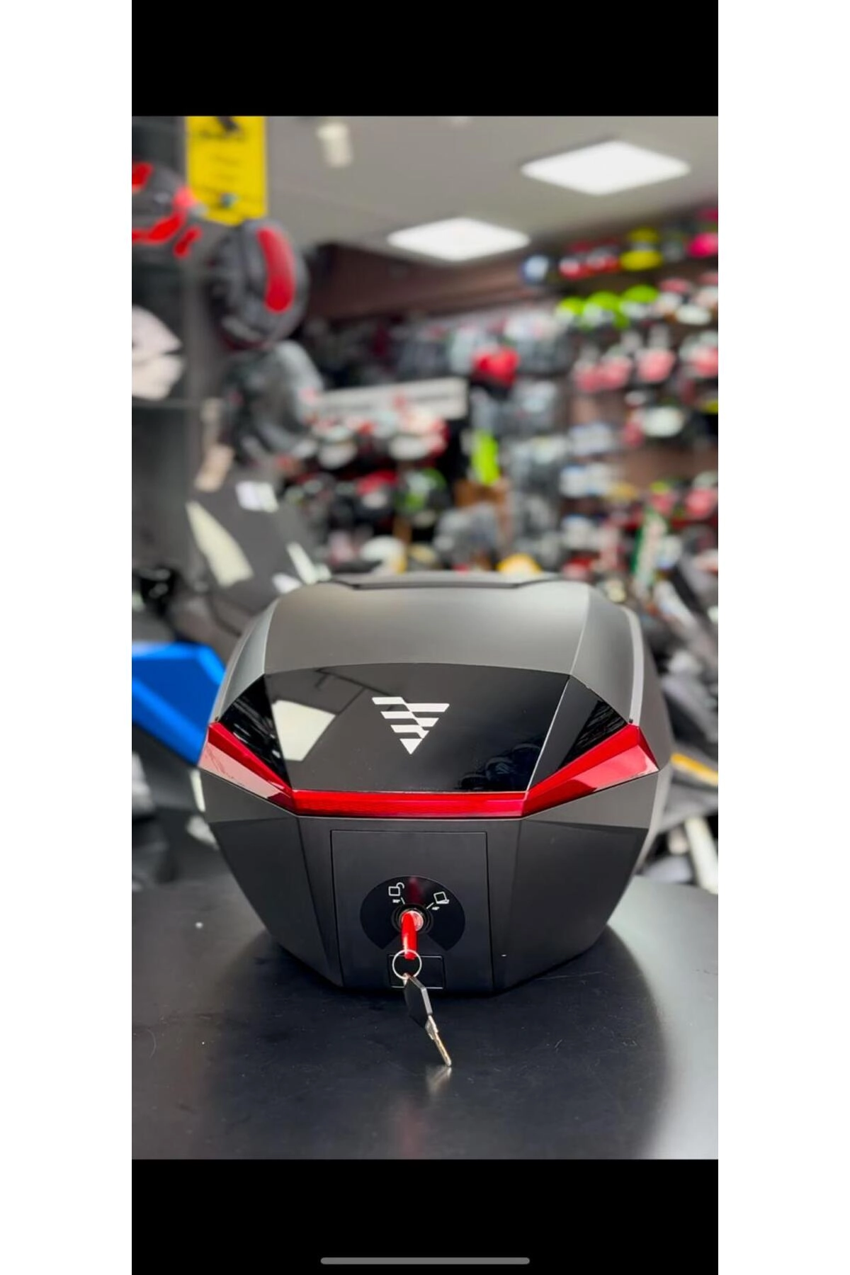 resimler/genel/Black/ Red Topcase 48 Lt