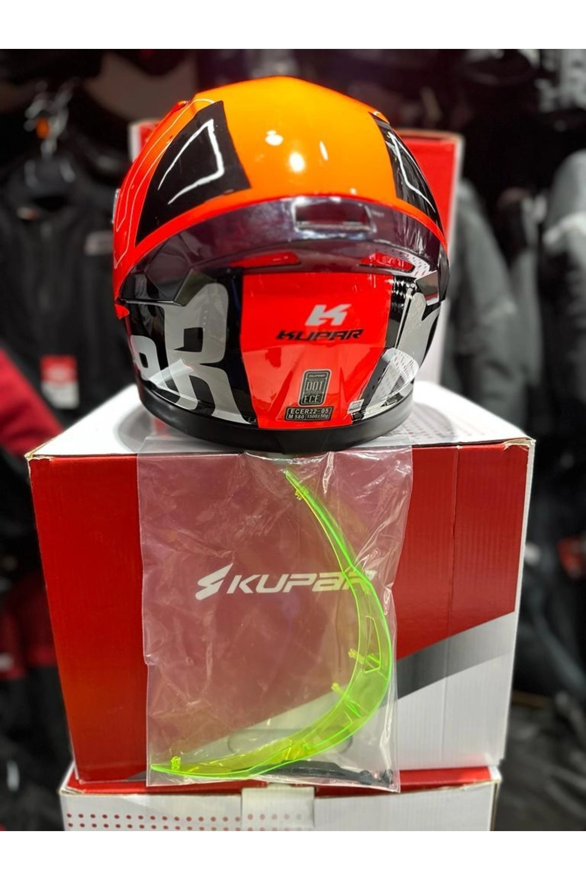 917 GÜNEÅ GÖZLÜKLÜ FULL FACE KASK ( ÅEFFAF CAM VE SPOYLER HEDİYELİ)