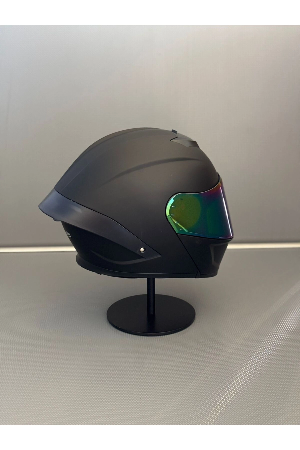 resimler/genel/Ws-202 Güneş Gözlüklü Çene Açılır Kask (Renkli Vizörlü) Mat Siyah