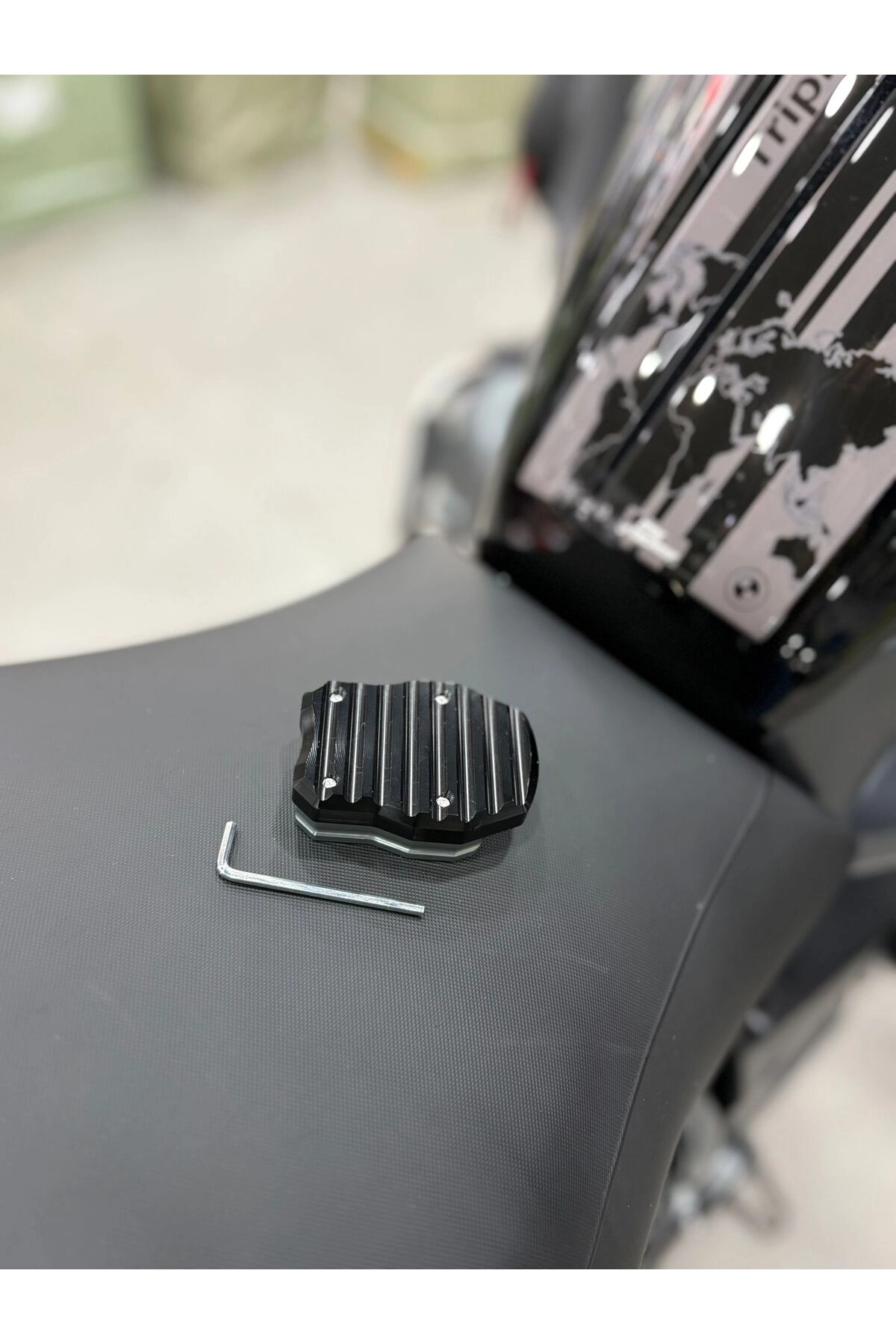resimler/genel/Honda Pcx Kaz Ayağı Yan Ayak Genişletme Aparatı 2021 2024 Titanyum