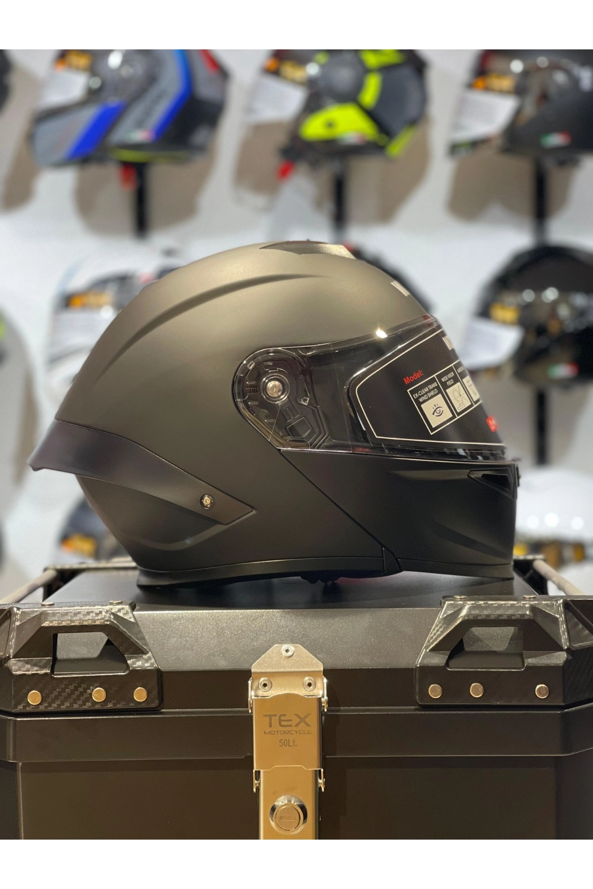Ws-202 Güneş Vizörlü Çene Açılır Kask