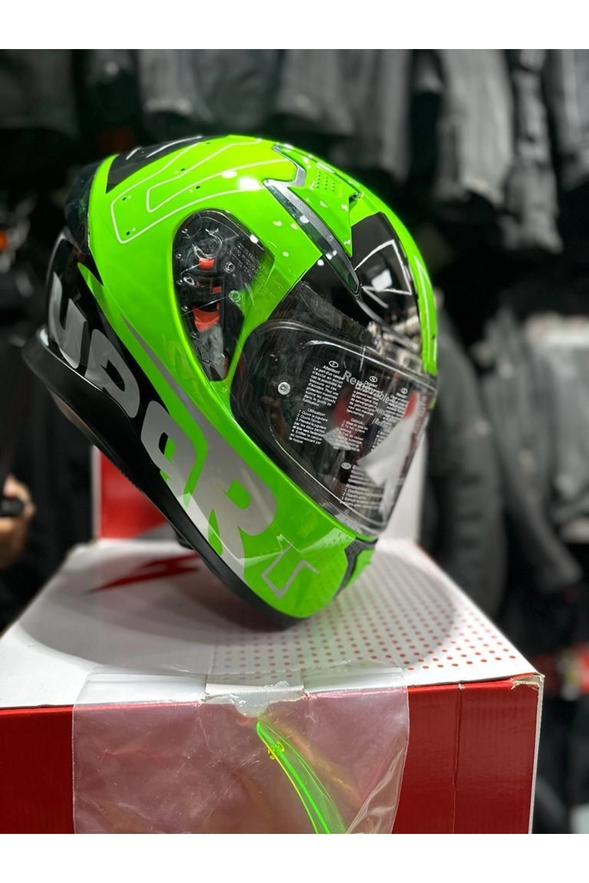 917 GÜNEÅ GÖZLÜKLÜ FULL FACE KASK ( ÅEFFAF CAM VE SPOYLER HEDİYELİ)
