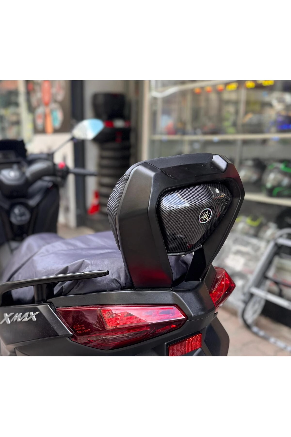 Yamaha Xmax 2024 2025 Sissy Bar Sırt Dayama Carbon