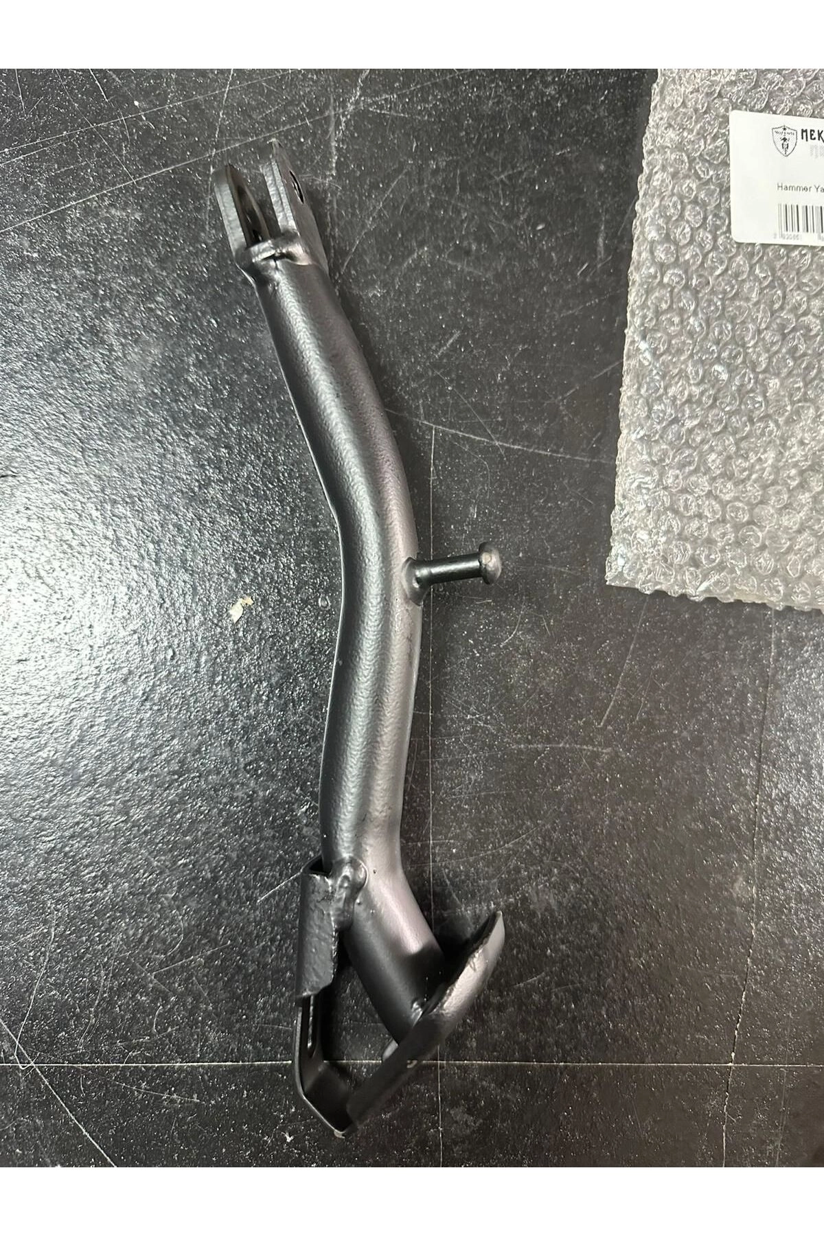 Hammer Yan Sehpa