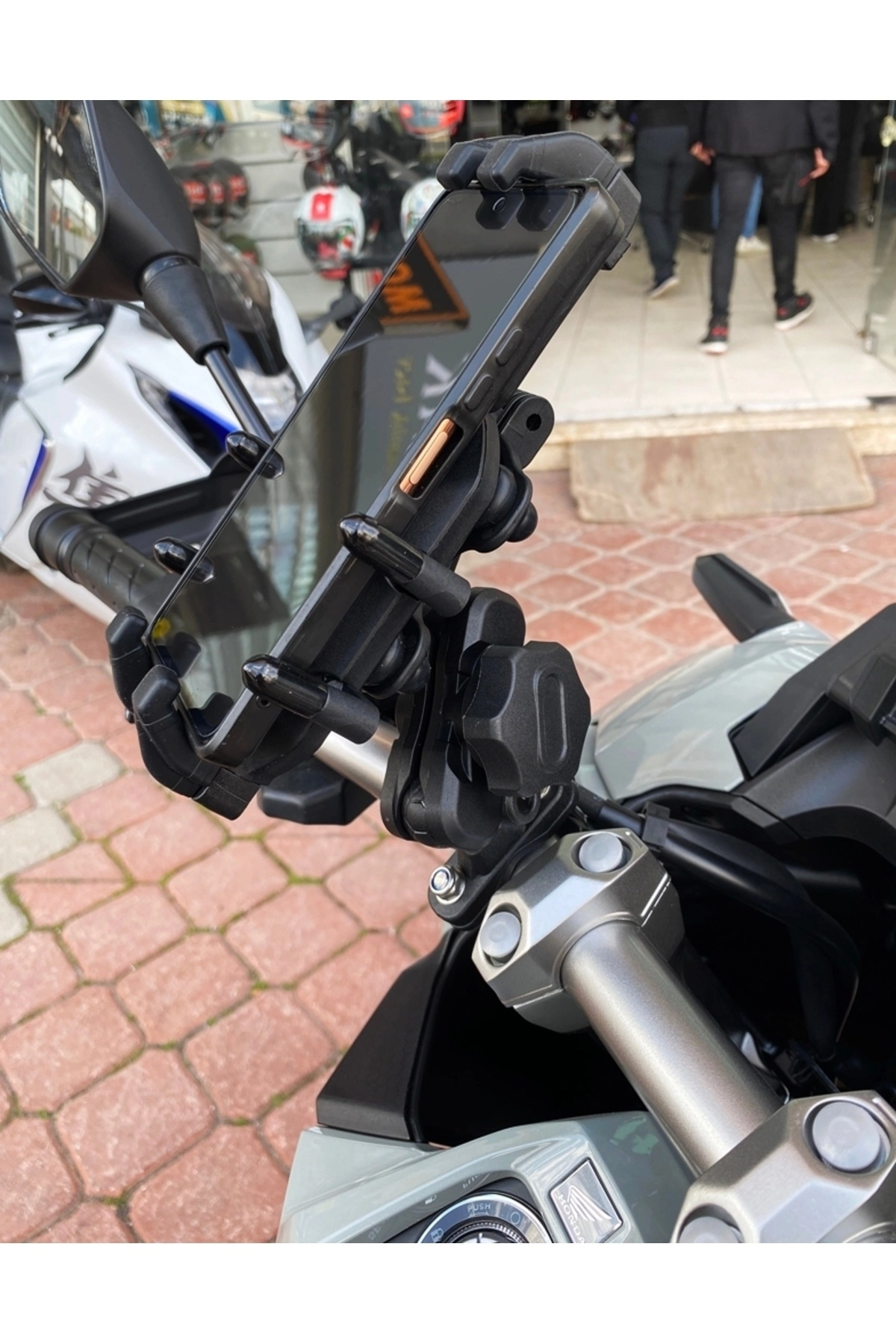 Motosiklet Telefon Tutucu Titreşim Önleyici M.T Gidon Bağlantılı